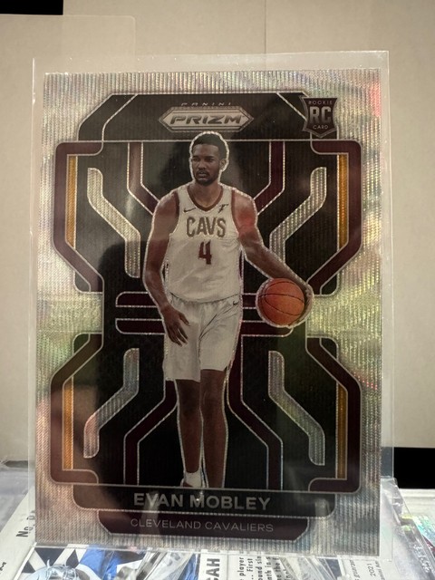 2021-22 Panini Prizm #325 Evan Mobley Silver Wave