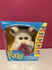 RARE 2005 Vintage Furby Passion Fruit White with Blue Eyes NEW IN BOX Minty