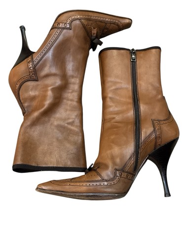 PRADA - Women’s Vintage Runway Brown Wingtip Leather Boots 37