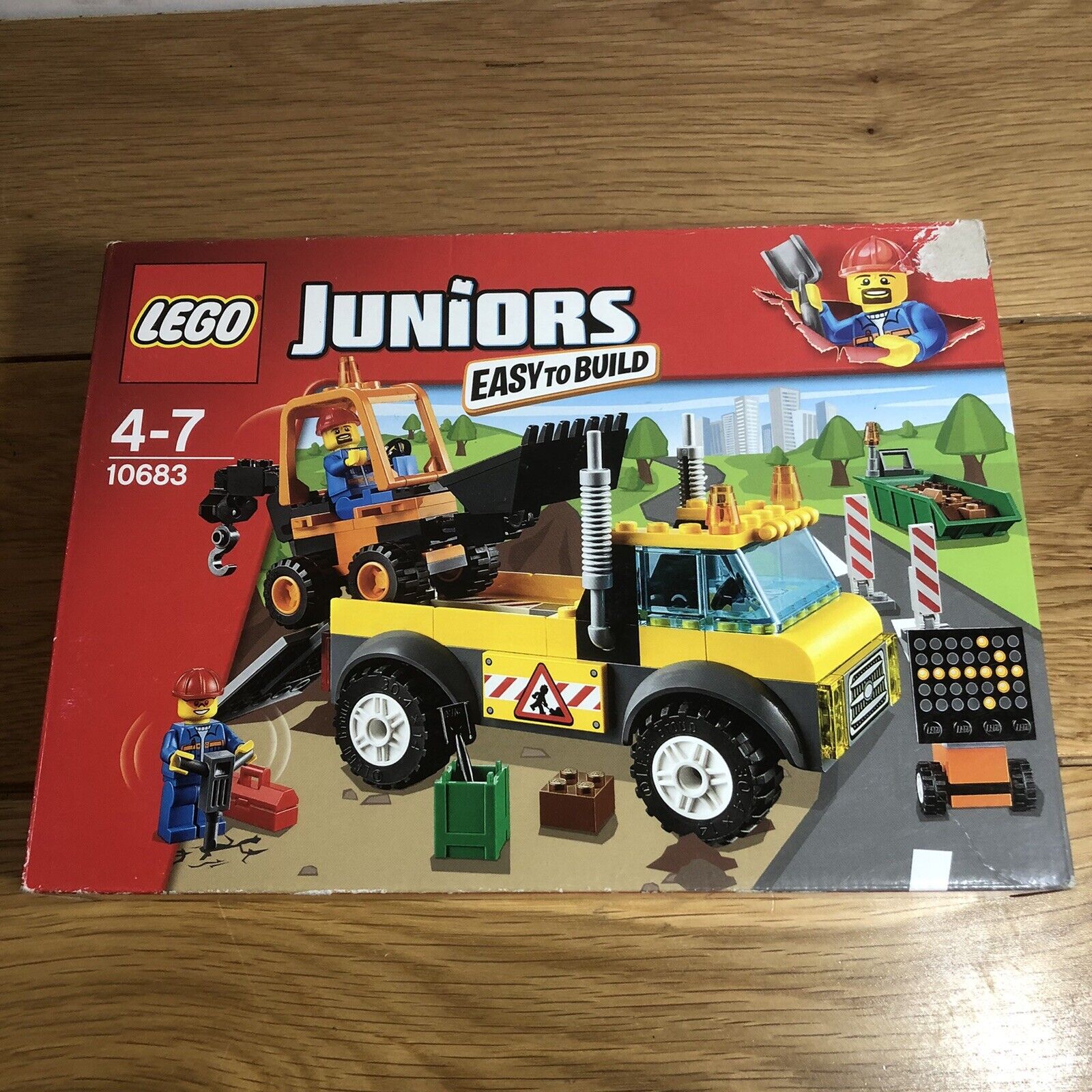 Lego Juniors 10683 Road Work Truck - Easy to Build Front Loader *Retired* - NEW