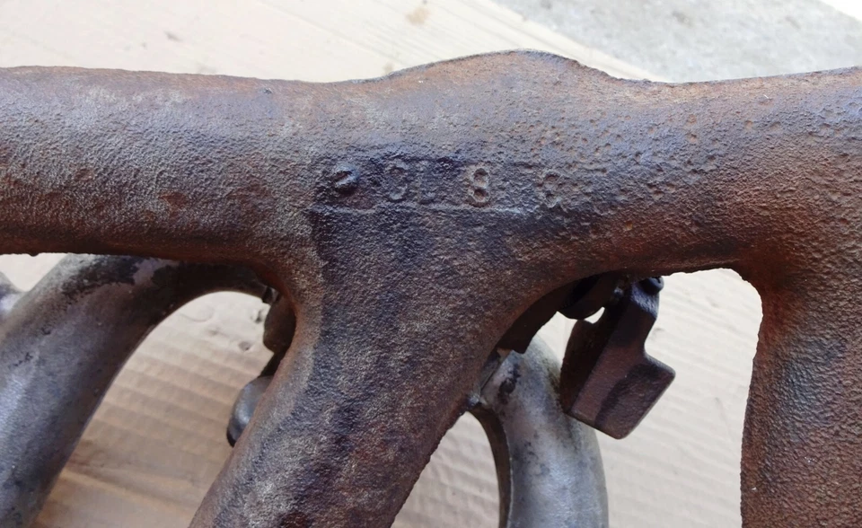 DATSUN 720 MODELO 1979 MOTOR 85 J16 J15 COLECTOR DE ADMISIÓN Y ESCAPE USADO   Foto 2 de 4