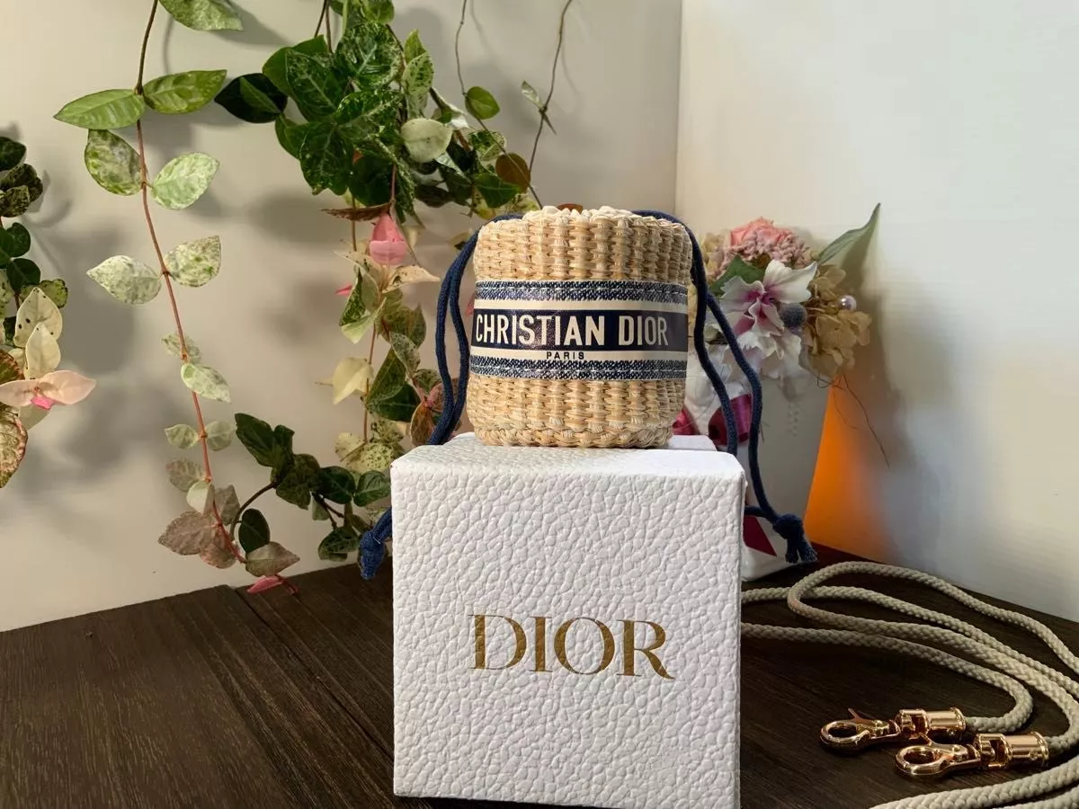 Sac paille Christian Dior mini sac bandoulière VIP Limitée Nouveauté Neuf
