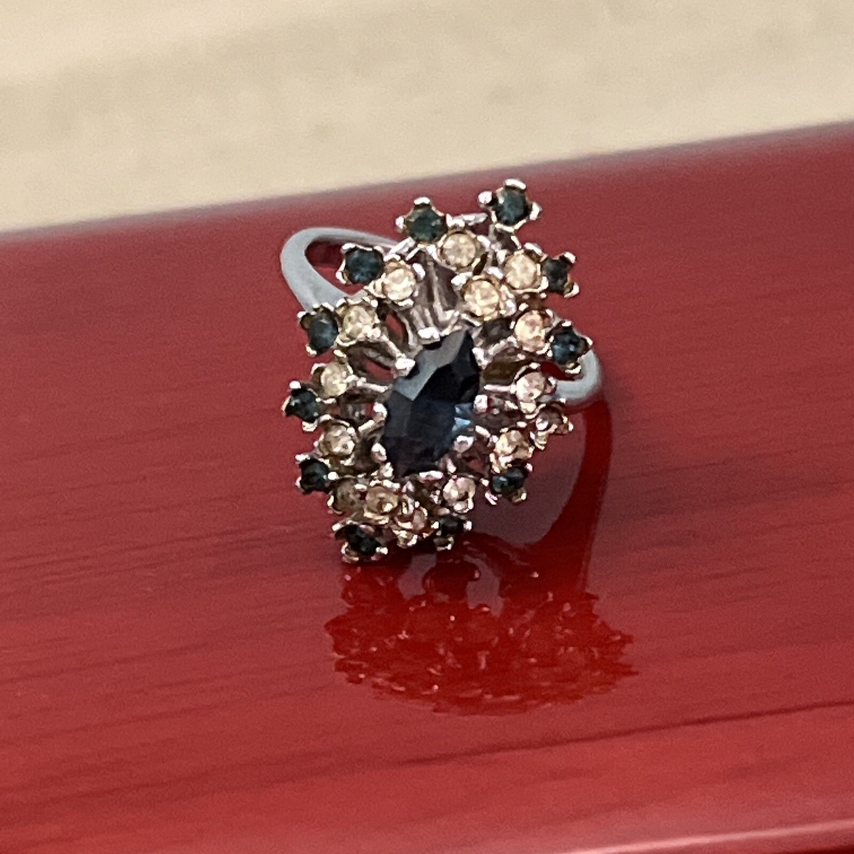 18k THGE White Gold Plated Blue Sapphire Zircon Ring Size 6