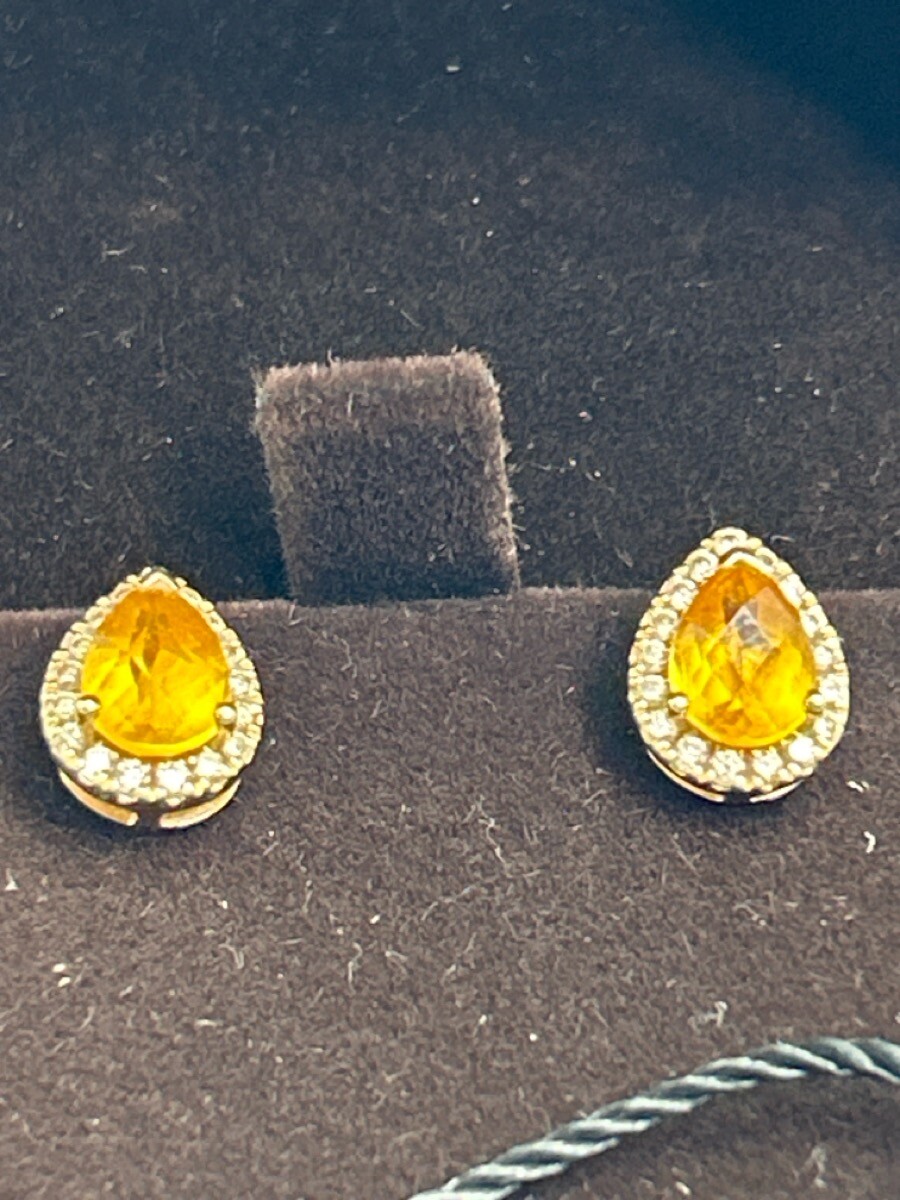 14K White Gold 9mm Round Genuine Citrine & 1/6 CTW Diamond Halo Ring 14K White Gold 9mm Round Genuine Citrine & 1/6 CTW Diamond Halo Ring