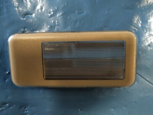 BMW 3er E46 X3 E83 Innenraumbeleuchtung Sonnenblende links beige 140929