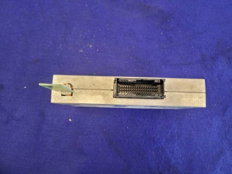 2014 Audi R8 V10 Coupe Bluetooth Control Module Unit 2136 - Image 4 of 4