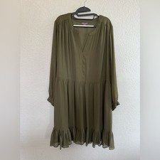 Vince Camuto Split Neck Tiered Dress Size 3X NWT