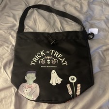   NEW   Bath  Body Works Halloween Trick or Treat Tote Bag 2025 Edition