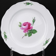 17,8 cm ø - Meissen (2. Wahl) Knaufzeit Kuchenteller Neuer Ausschnitt Rote Rose