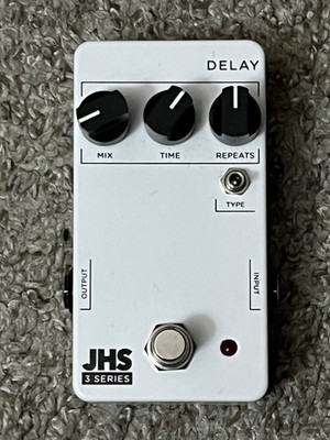 JHS 3 Series Delay Guitar Effects Pedal Pre-owned.