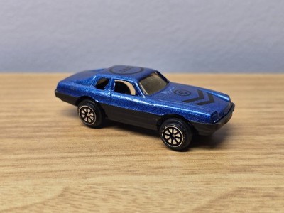 Vintage 1977 Jaguar XJS 3 Diecast Scale Model Dark Blue TC8822