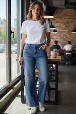 Halara Flex Denim Size Large Blue Jeans Pull On High Rise Wide Leg Soft Stretchy