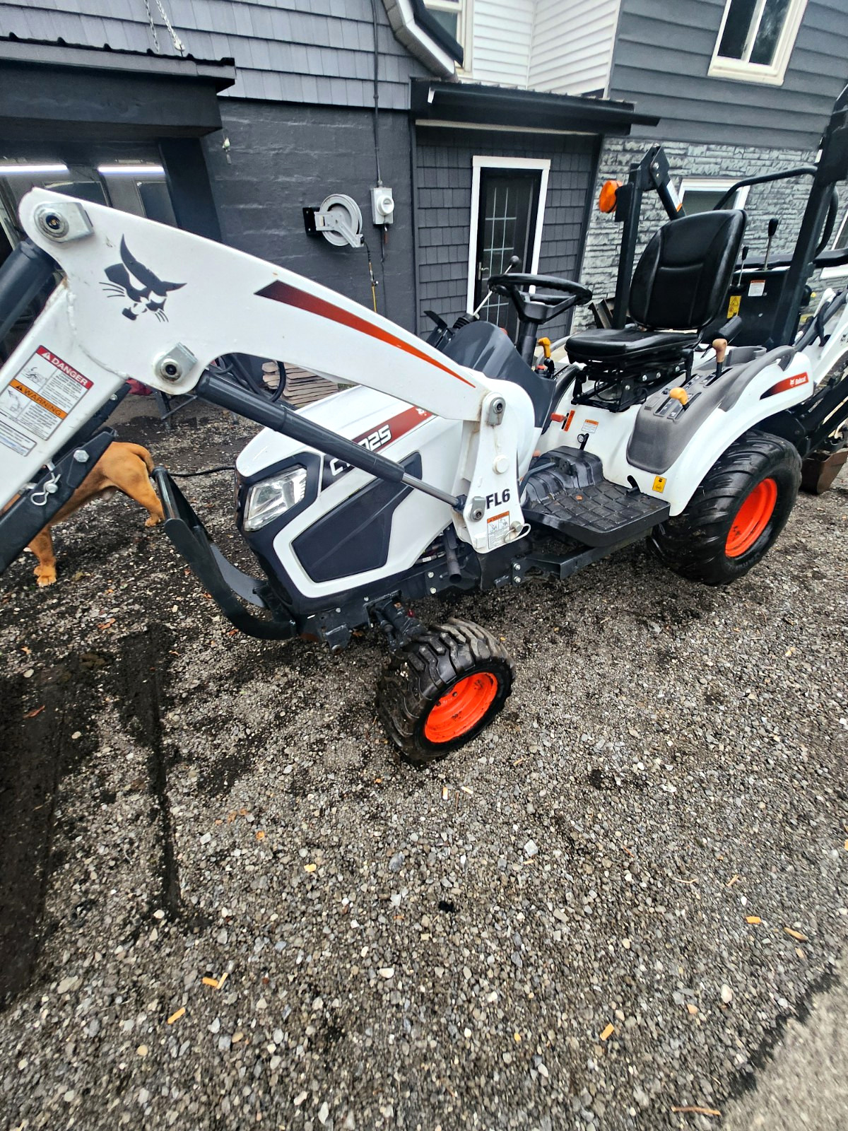 Bobcat 2022 CT1025 4WD Diesel 24HP Hydrostatic w/ Loader & BH66 Backhoe