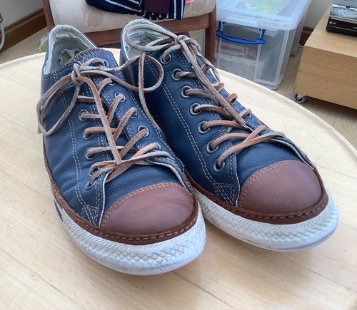 navy leather converse trainers