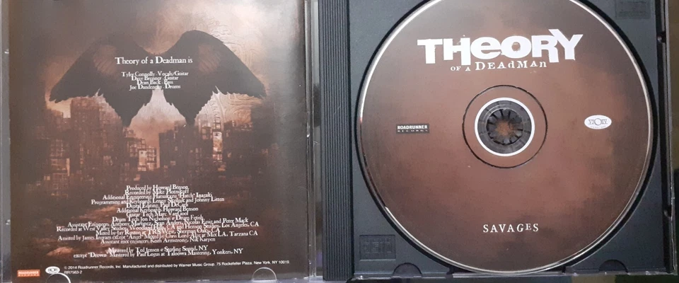 THEORY OF A DEADMAN - Savages CD - Immagine 3 di 3