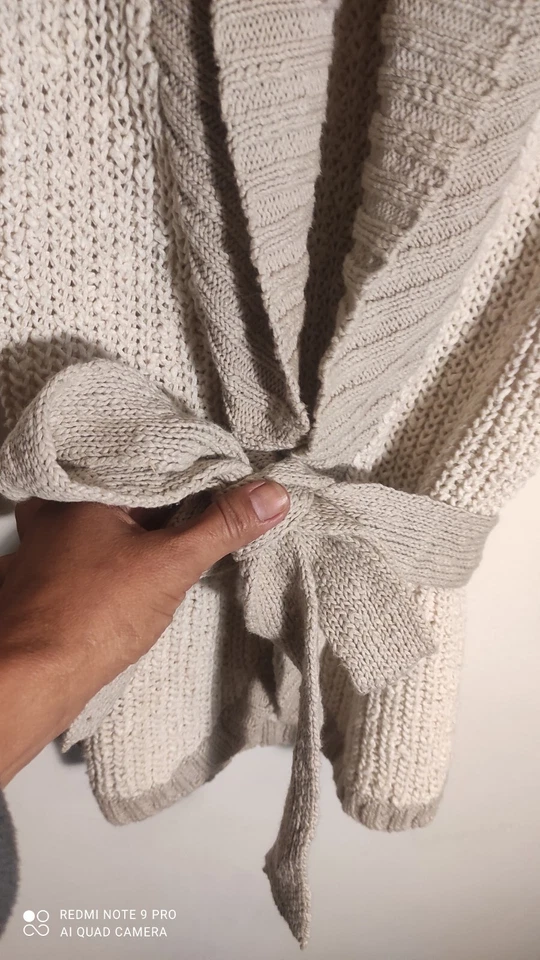 Cárdigan BCBG Mujer XS Crema/Beige Tejido con Cable Envoltura Frontal Gran Tamaño Algodón/Lino Foto 4 de 4