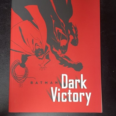 Batman: Dark Victory (DC Comics 2001 November 2002)