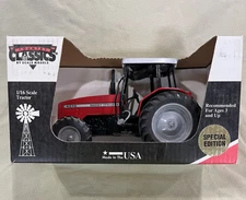 COUNTRY CLASSICS 4370  FWA  Massey Ferguson Die-cast, NIB By Scale Models