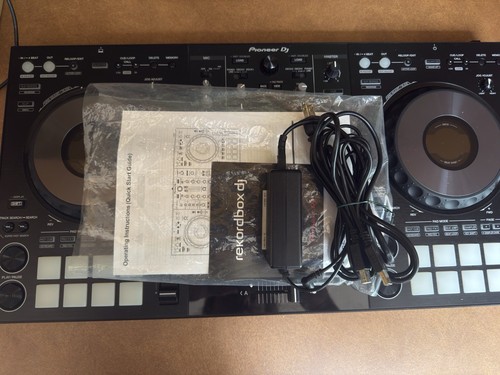 Pioneer DDJ-800 Rekordbox 2ch DJ Controller DDJ800 2-Channel Black - Picture 2 of 5