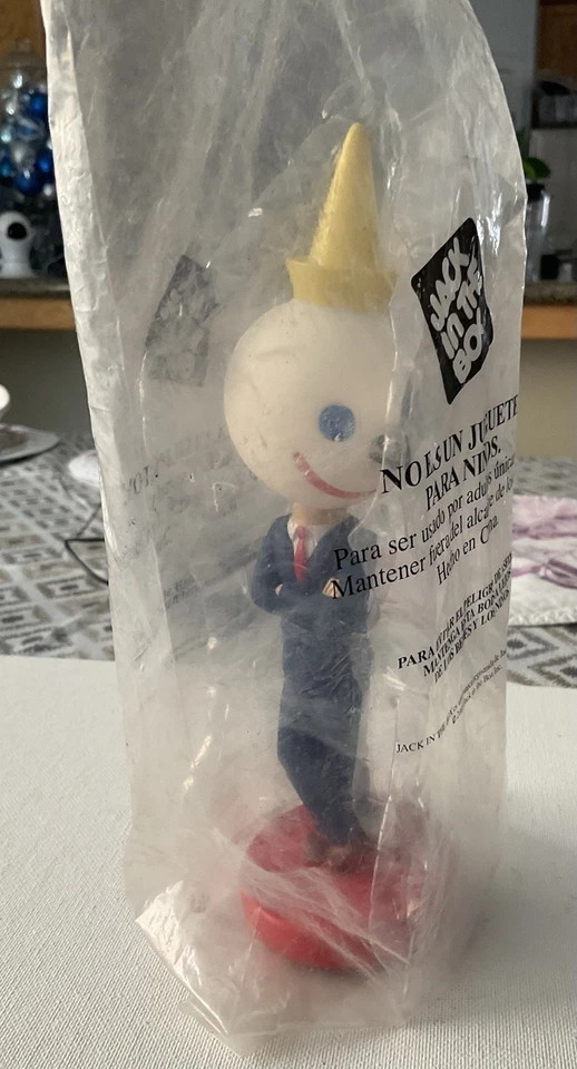 VINTAGE JACK IN THE BOX BOBBLE HEAD PROMOTIONAL TOY NEW AND SEALED IN A BAG - Image 2 of 4