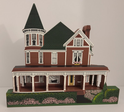 Frank Hastings House Port Townsend, Washington Shelia's Collectible House 1997