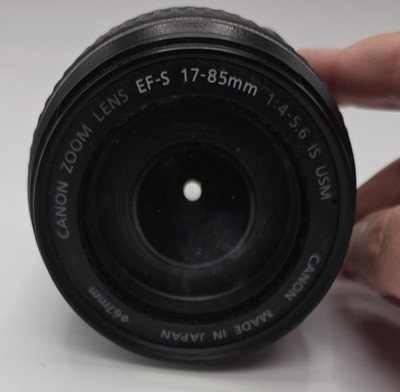 * USED * Canon EF-S 17-85mm f/4-5.6 IS USM Lens very small light scratch on lens