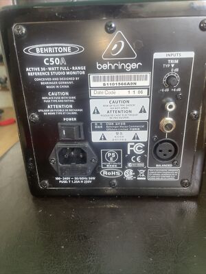 Behringer Behritone C50A アクティブスピーカー(一台) Amazon | Behringer Behritone C50A アクティブ 30ワット フルレンジ