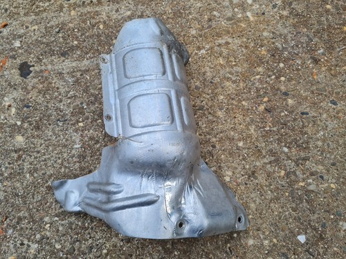 BMW 1er F20 F21 116i N13B16A Wärmeschutzblech Turbolader 7606650