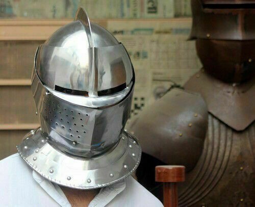 Medieval Combat Close Helmet for Battlefield Cosplay and Halloween Costume