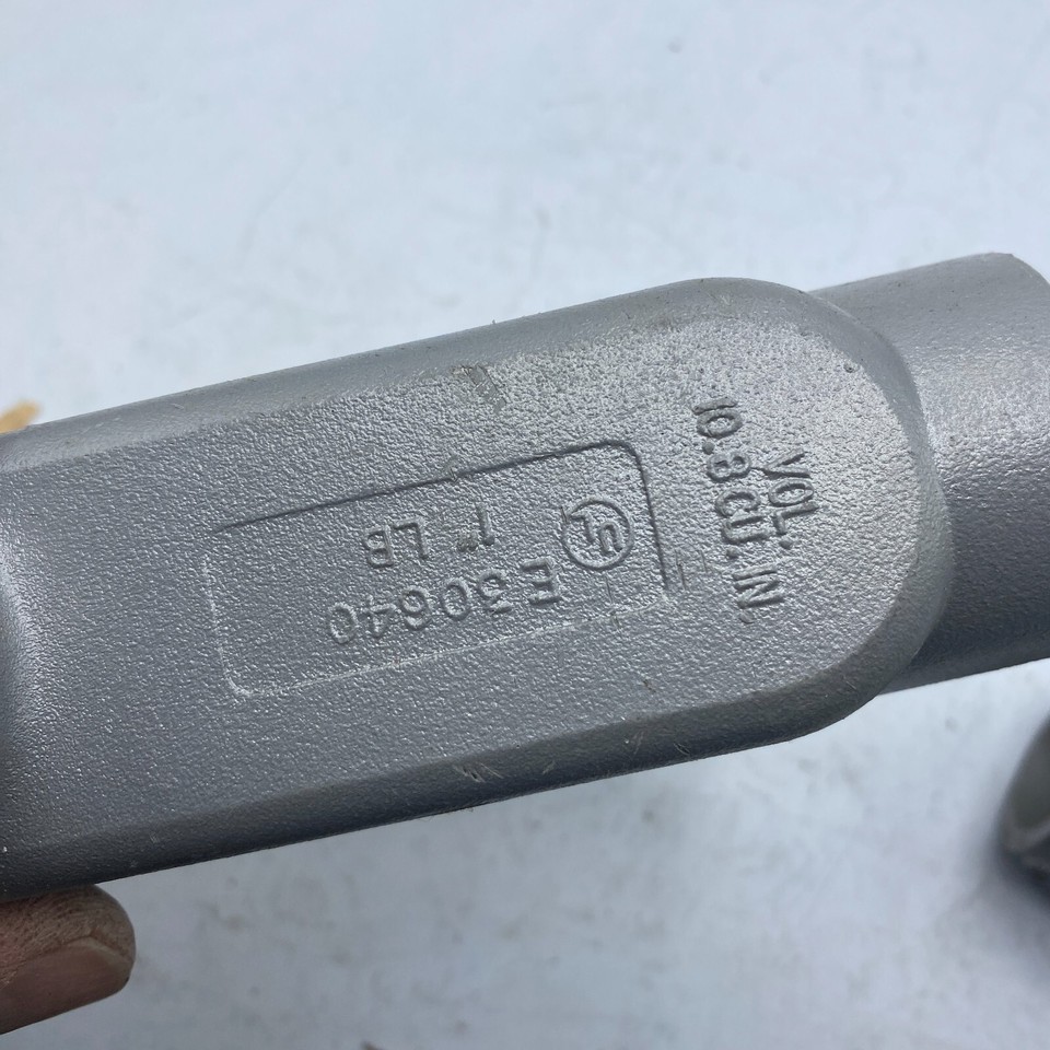 Boîtier De Conduite Killark OX-1 1/2, Série O, Type X - Neuf Avec Couvercles