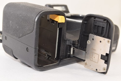 NIKON 1 V2 BODY BLACK SHOT COUNT 1146 TIMES MIRRORLESS SINGLE-LENS CAMERA AS IS - Picture 9 of 10
