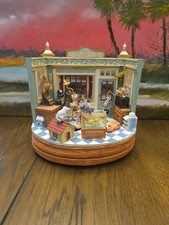 Vintage San Francisco Music Box Pet Shop Anim...