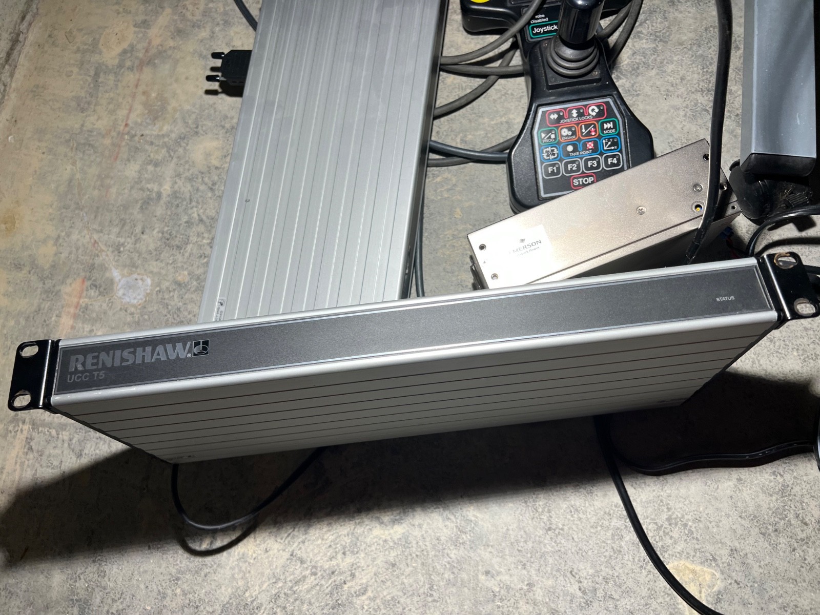 Renishaw UCC T5 CMM Controller