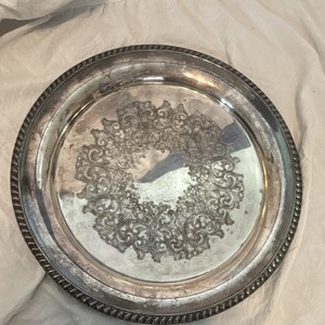 ONEIDA LTD EPNS Vintage Silver Plate Round Serving Tray Platter 15in