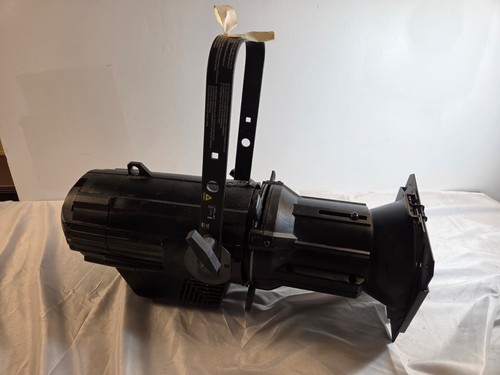 ETC Source Four LED Lustr+ Series 1 DMX Stage Light w/70° Lens Barrel #1 - Picture 6 of 9