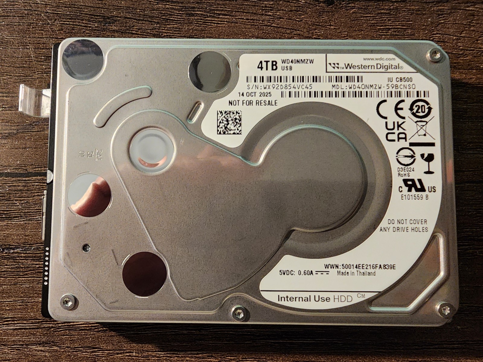New Western Digital 4TB Portable Hard Drive WD40NMZW-59BCNS0  USB 3.0 2.5