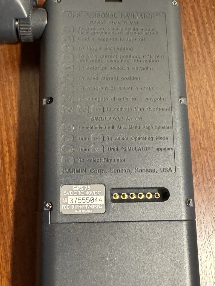 Garmin GPS 75 Gray 2.8" LCD Display Wireless Handheld Personal GPS Navigator. - Image 4 of 4