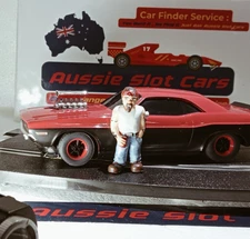 SCALEXTRIC / OTHER MICRO ICONS BIKER SLUGGER 295901 TRACK VISITOR 1/32 -EC