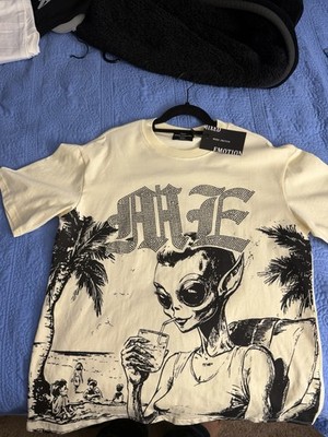 Mixed Emotion Graphic Tee Alien T-Shirt White Black