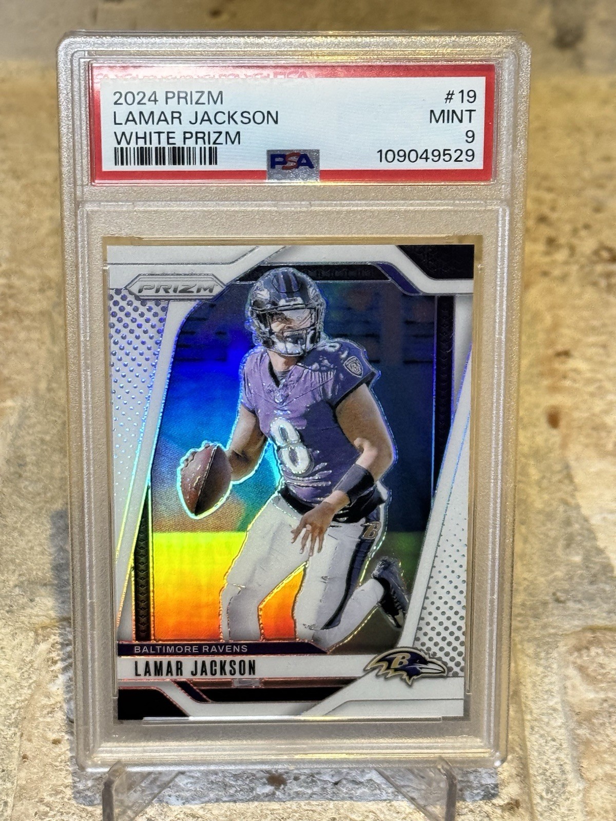 LAMAR JACKSON 2024 Panini Prizm #19 White Prizm Parallel /35 PSA 9 Mint