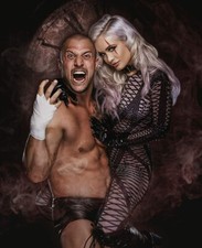 BEAUTIFUL Scarlett Bordeaux & KRISS KROSS 5X7 Photo