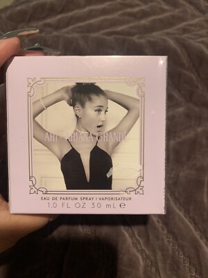 ARI By Ariana Grande  1.0 FL oz Perfume