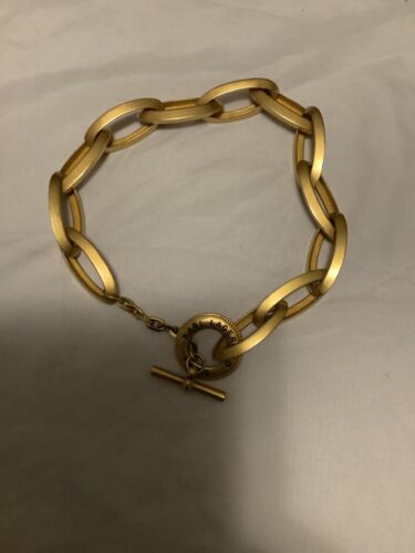 Chanel Karl Lagerfeld Silver Chain Bracelet with CC Heart Charm Silvery  Metal ref.569902 - Joli Closet