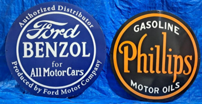 2 Porcelain Enamel Sign, More Details In Description