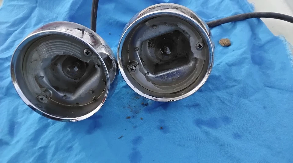 Señales de giro para camioneta International S120 1956 Foto 2 de 3