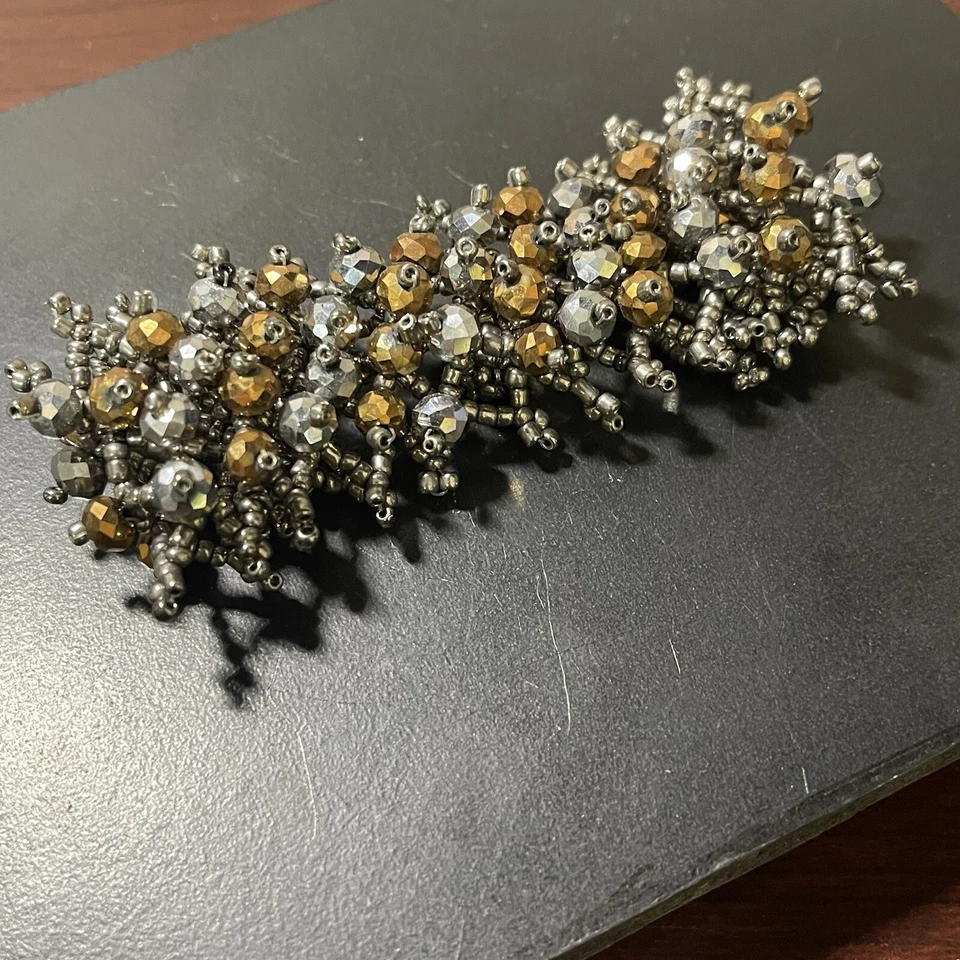 Brazalete elástico vintage con cuentas de bronce y estaño diseño francés Foto 4 de 4