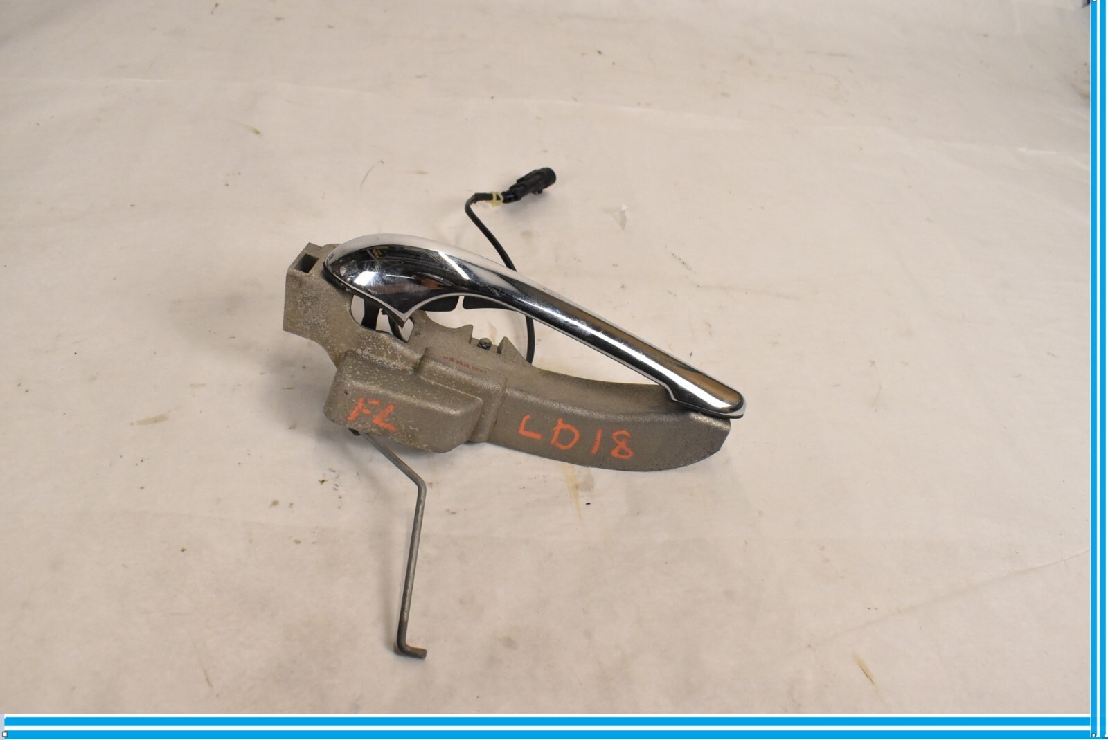 Maserati Quattroporte 2004-2008 Front Left Door handle