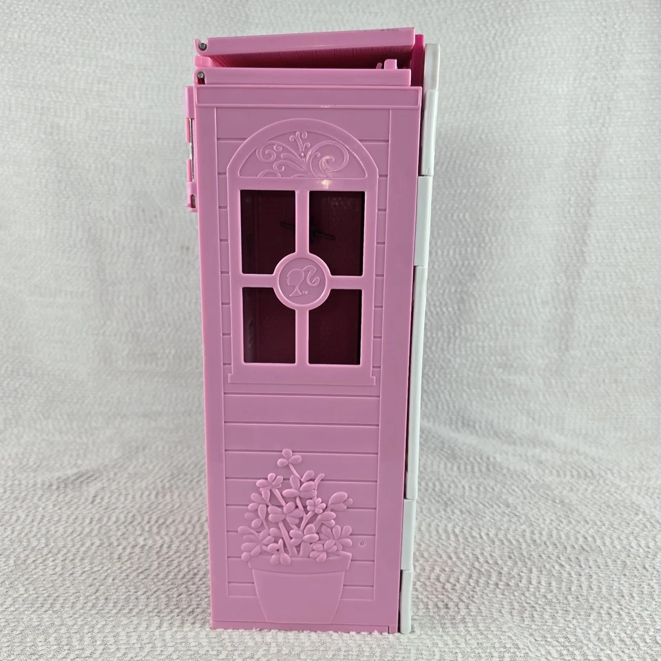 Casa de muñecas Barbie Mattel 2009 glamurosa playa casa de vacaciones plegable y estuche GO, rosa Foto 4 de 4