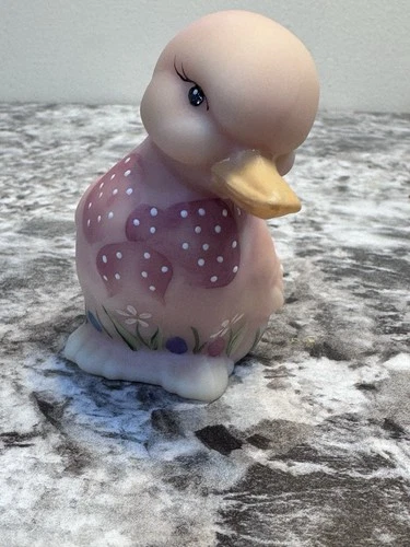 FENTON Satin  Hand Painted BURMESE   DUCK DUCKLING FIGURINE Glass Signed Easter