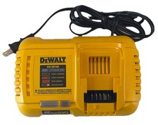 DEWALT Fast Battery Charger 20V / 60V FLEXVOLT Lithium Ion Fan Cooled DCB118